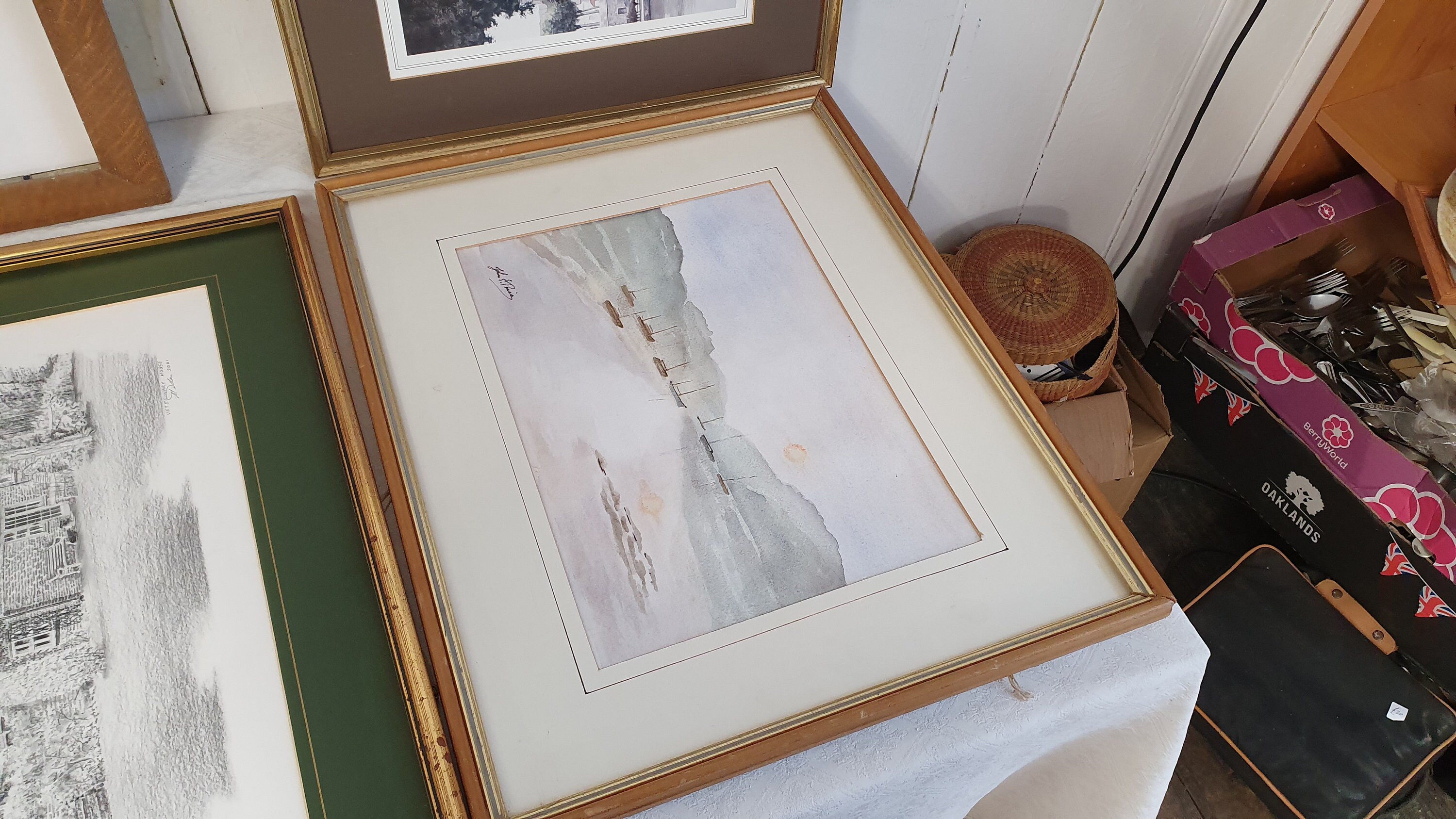 4 Vintage Very Large Picture Frames With Thick Mounts. Etsy UK