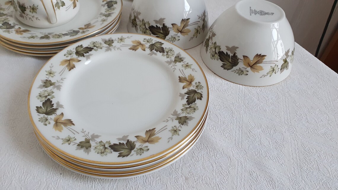 Vintage Autumn Leaves Royal Doulton larchmont 8 Eight Piece Etsy UK