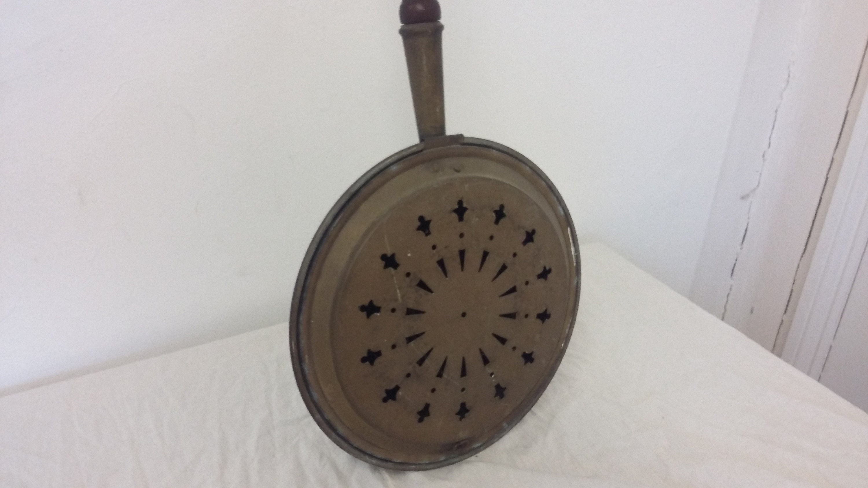 Vintage Brass Bed Pan Bed Warmer Fireplace Chestnut Roaster Etsy UK