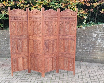 Huge Top Quality 70s/80s Carved Folding Screen Room Divide Grapevine & Middle Eastern Motif Heavy Vintage Room Divider FREE HAND DELIVERY