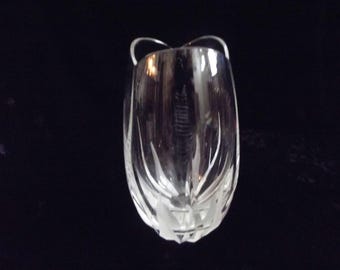 Simple glass tulip vase, item # 47