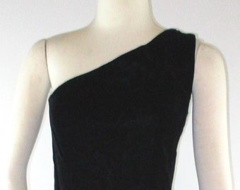 vintage années 60 Junior Sophisticates Foley’s Black Velvet One Shoulder Dress Petite