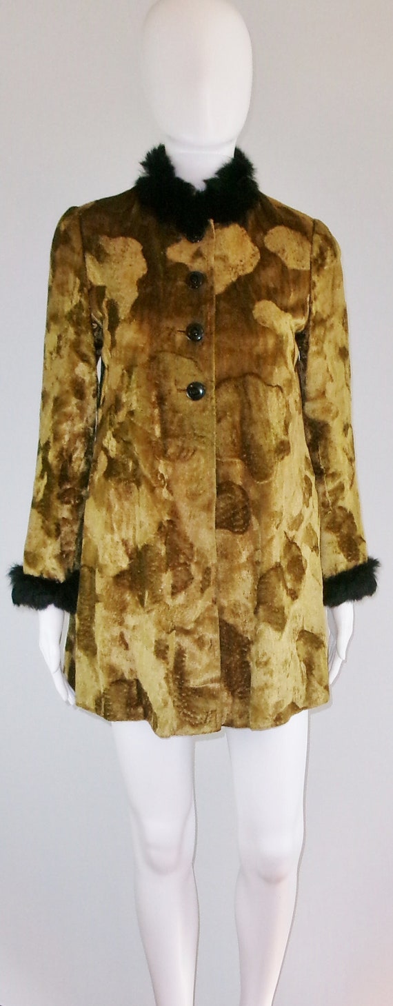 Vintage Womens Chinese Crushed Velvet Fur Trim Dre