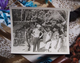 Weird Rare Vintage 1940s WW2 Historic Snapshot Photo Photograph Shirtless Handsome Soldier Smiling With Native Tribe in Papua New Guinea