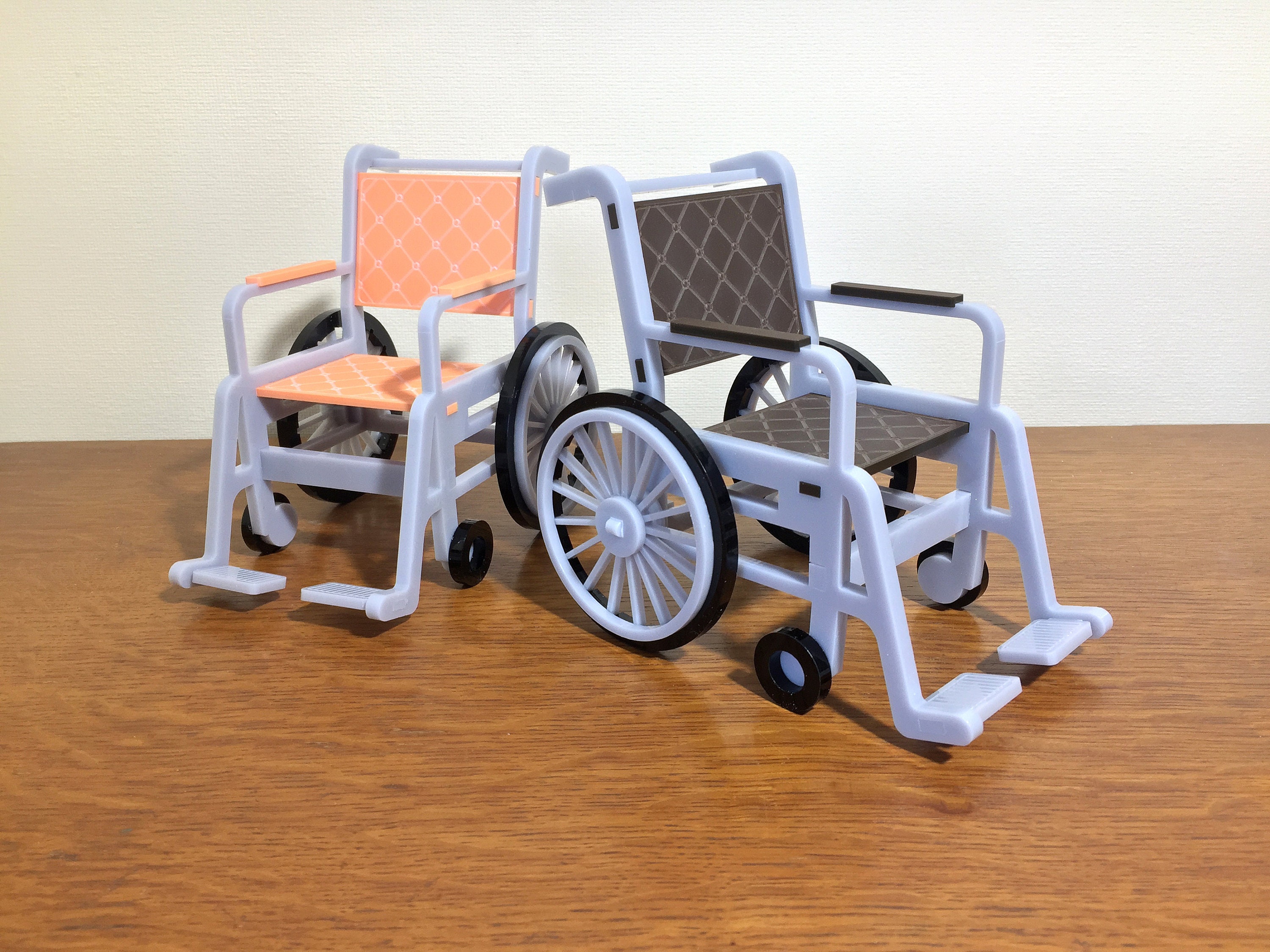 barbie crutches and wheelchair
