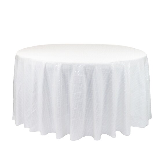 Wholesale tablecloths deals