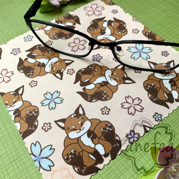 Sakura Friends - Poppy the Kitsune (fox) | Microfiber Screen/Lens/Glass/Glasses Soft Cleaning Cloth | 6x6in/15x15cm | Great for gifts