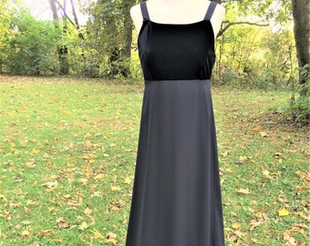 Sexy Black Sheath Dress. Velvet and Crepe Formal Gown.  Black Party Dress.  Minimalist Style.  Barry Rayon Night Way Collections.  Size 8