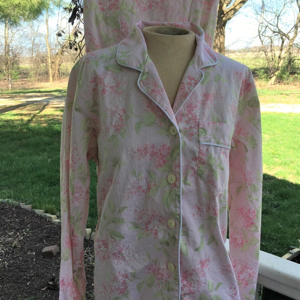 Flower Print Cotton  LL Bean Pajamas.  Sleepwear.  Unisex Nightwear.  Large Reg.  Mother's Day