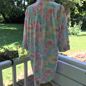 Vintage Women's Dressing Gown. Nightshirt. Ralph Lauren Print Robe. Size S. image 7