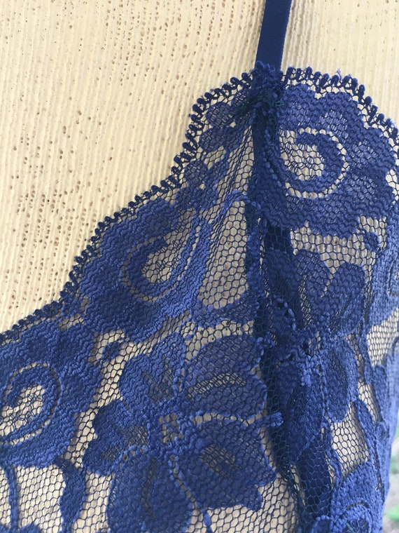 Vintage Lorraine Royal Blue Lace Nightgown.  Size… - image 8