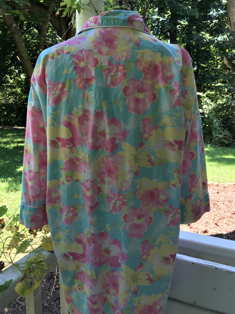 Vintage Women's Dressing Gown. Nightshirt. Ralph Lauren Print Robe. Size S. image 5