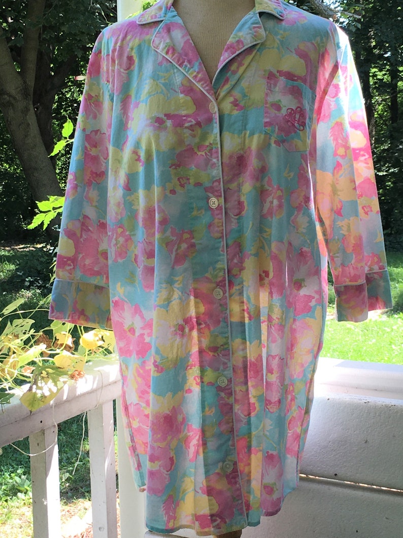 Vintage Women's Dressing Gown. Nightshirt. Ralph Lauren Print Robe. Size S. image 2