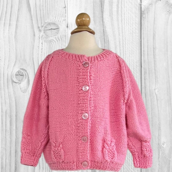 Baby girl Sweater with owls, button down sweater, soft acrylic kid clothing. Minimalist clothing style, Pink Knitted cardigan size 4,