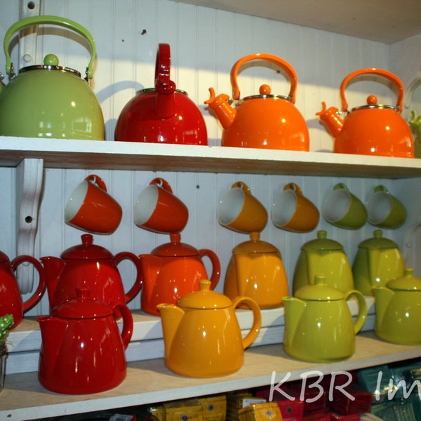 PHOTOGRAPH-Colorful Teapots