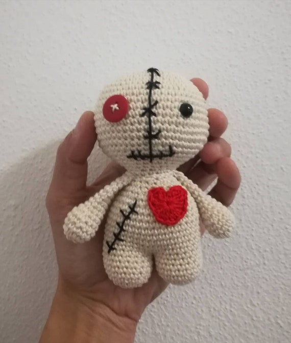 amigurumi voodoo doll