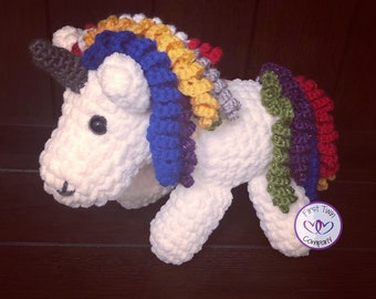 Fae the Unicorn, crochet unicorn, unicorn pattern, crochet pattern, amigurumi unicorn pattern