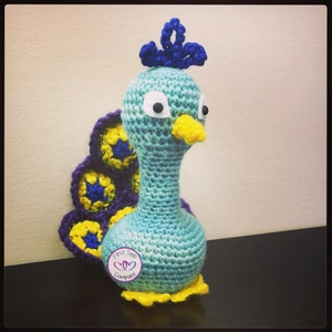 Polly Pfau Amigurumi Stofftier Häkelanleitung, Pfau, Häkelanleitung, Amigurumi, Pfau häkeln, Kinder Pfau, Pfau Spielzeug