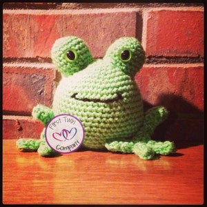 Frog Amigurimi Crochet Pattern, frog toy, frog, stuffed frog nursery decor, kids toy, frog pattern, crochet frog