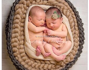 Newborn Basket Photo Prop Pattern - Multiple Sizes