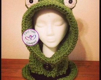 Frog Hooded Cowl Crochet Pattern, Sizes 12M-Adult.  Hooded cowl pattern, frog scarf, kids hooded scarf, frog