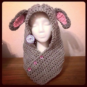 Lamb Hooded Scarf/Cowl Crochet Pattern, lamb pattern, lamb scarf, lamb cowl, crochet lamb
