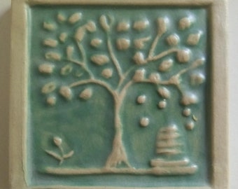 3 inch Bee Hive art tile