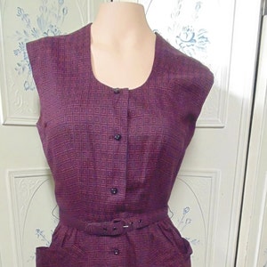 Vestido de verão vintage de algodão dos anos 50, busto 35&quot;, preto com bordado vermelho