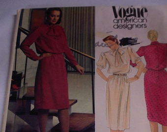 Vogue American Designers Oscar de la Renta, #2644, Size 12
