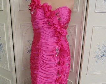 Terani fuchsia gala- of avondjurk, off-shoulder, maat 6, nooit gedragen