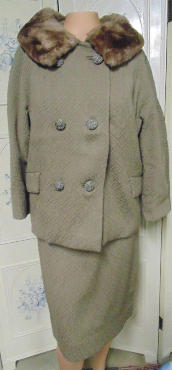 Len Artel 1950s 2 Piece Suit with Fur Collar, Wove
