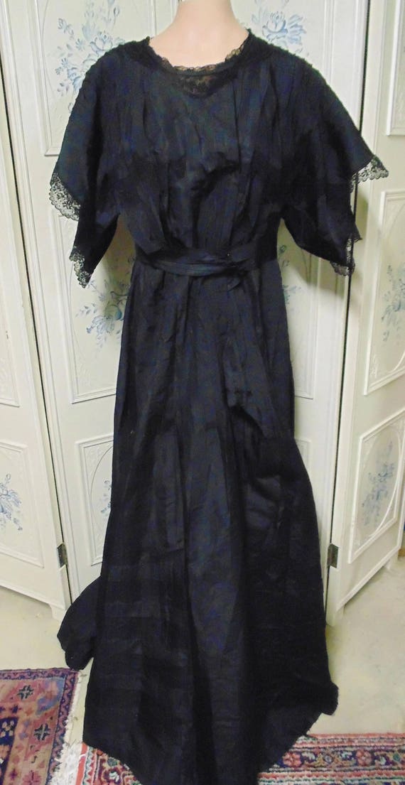 Teens (1910-1919) Black Dress, Bust 34" - image 1