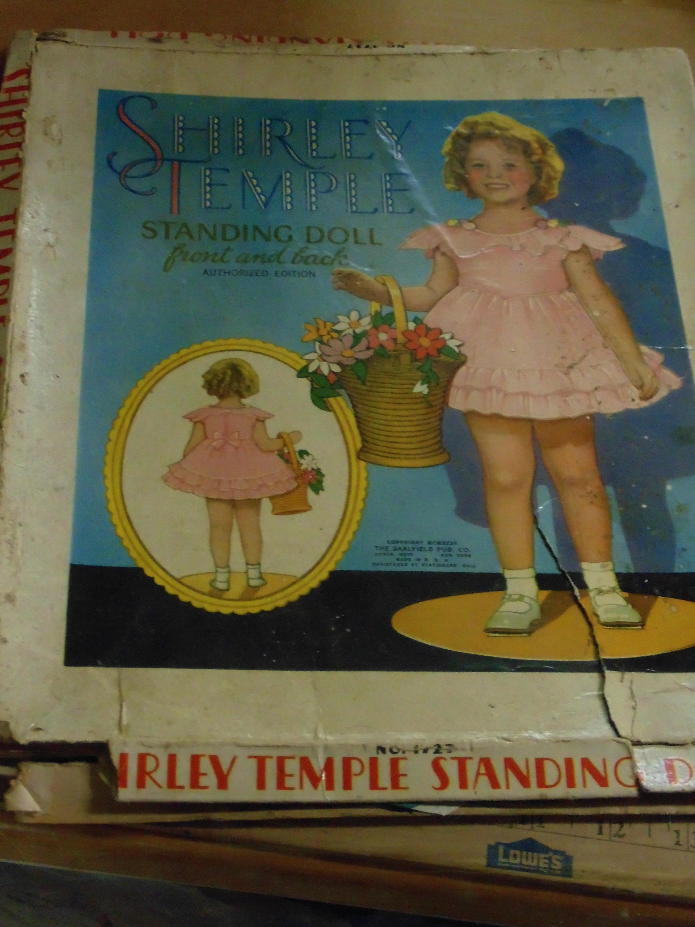 洋書 Shirley Temple Dolls and Collectibles Shirley Temple Standing Doll Front and Back, Authorized