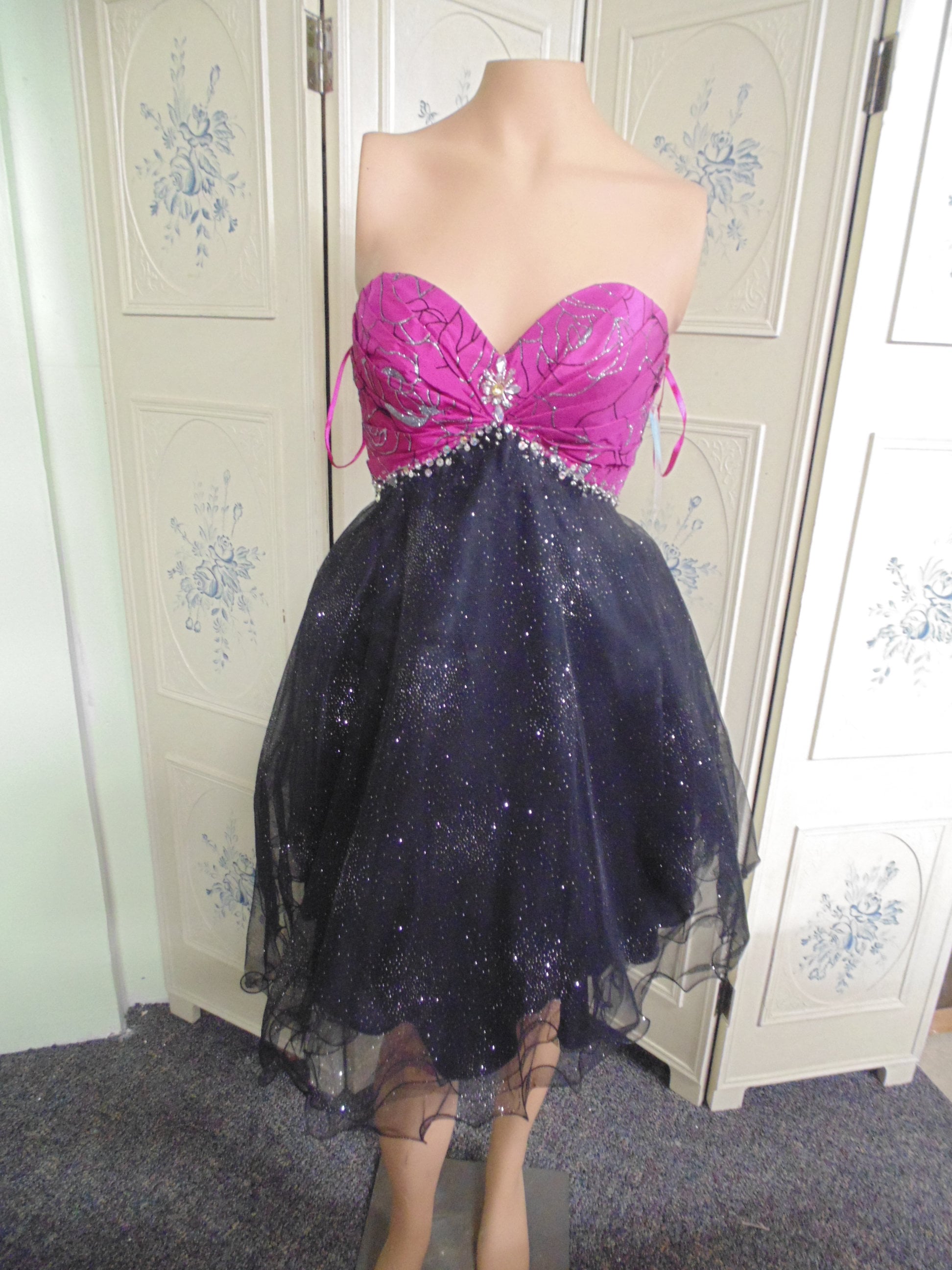 open lace back dress Mouccy Gothic Organza Petite Wedding Dresses for Bride Black Lace Quinceanera  Dresses with Ruffles Strapless Bridal Gowns 0 at Amazon Women's Clothing  store main image 1
