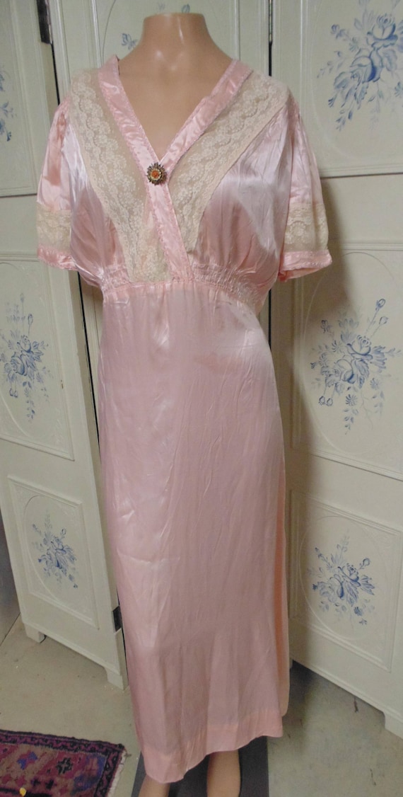 1930 Peach Satin Gown with Lace, Bust 44"