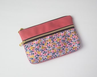 Pink Floral Zippered Pouch Small Bag Clutch Make up Bag Zippered organizer Zippered bag Purse organizer Little pouch Cosmetic Bag toiletries