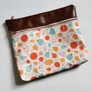 Deluxe Cross stitch project bag, needlework bag, Floss Bag Cross-stitch, Project Bag for embroidery, cross stitch organization, pumpkin bag
