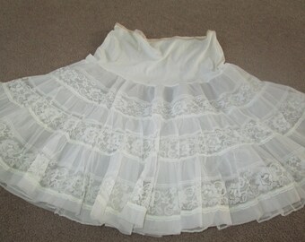 Vintage Petticoat, 2 Layer Half Slip, Crinoline