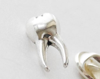 Tooth Tie Tack, Tooth Tie Pin, Tooth Lapel Pin, Dentist Tie Tack, Dentist Gift, Dental Hygienist Gift, Dental Assistant Gift, Molar Pin