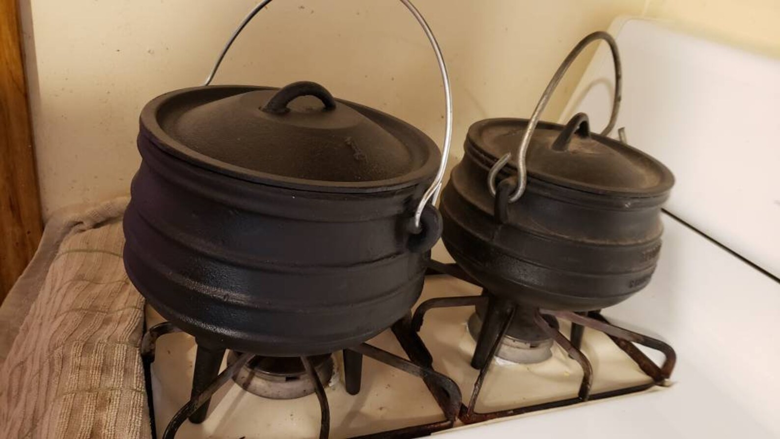 Cast Iron Cauldron Potjie Pot Large Cast Iron Kettles Camping Etsy