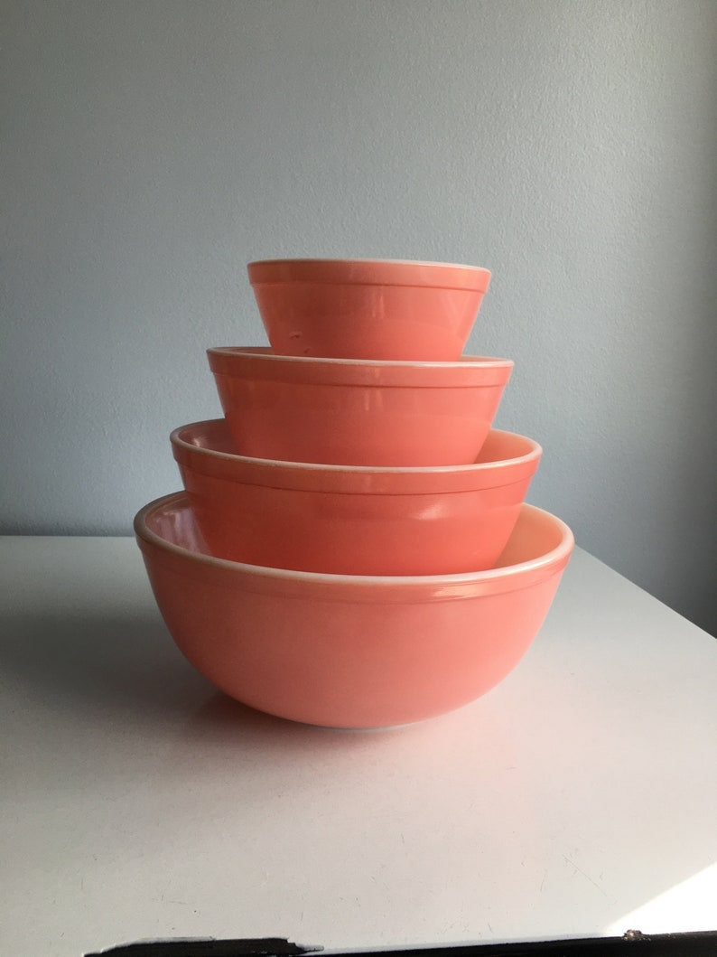 Vintage Pyrex Pink Mixing Bowls 401 403 404 Set of 3 Rare HTF 