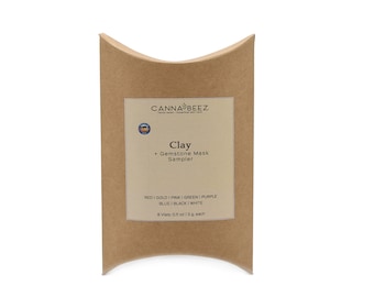 Sampler klei + edelsteenmasker; Edelsteen gezichtsbehandeling; Puur natuurlijk gekleurde klei + echte edelstenen; Luxe gezichtsbehandeling; Probeer alle 8 kleuren in één