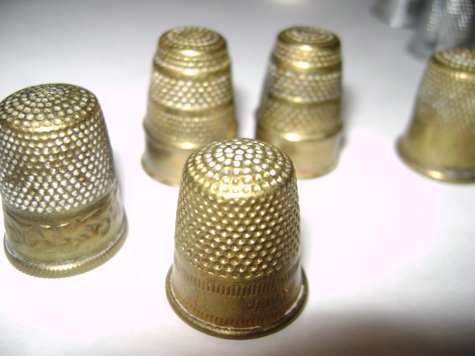 مراجعة لعبة Thimbles من Evoplay في كازينوهات سويسرية مرخصة