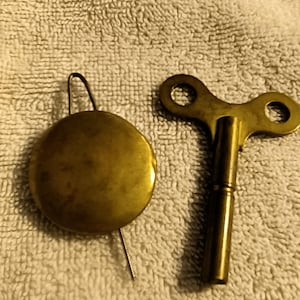 2 Key Set Of Hermle, Hamilton, Ridgeway, Howard Togo