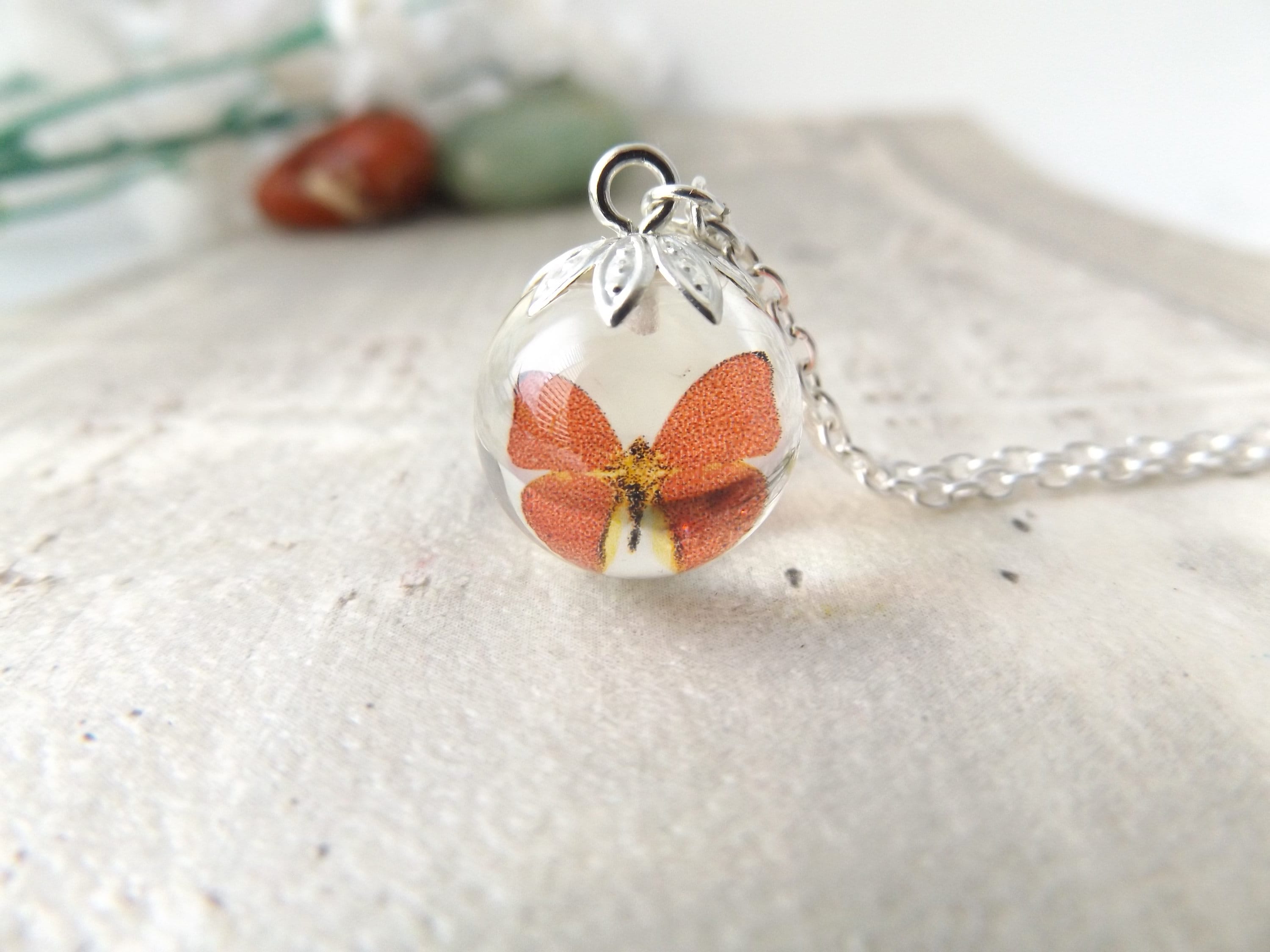 Resin Butterfly Pendant Necklace main image 0