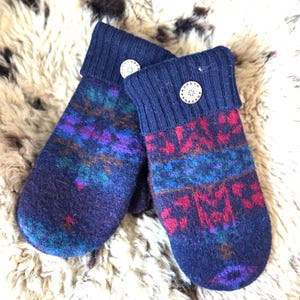 Mitones de lana Pendleton CLÁSICOS - reciclados - Diseño del suroeste - Botones con detalles plateados - Cabaña de troncos - Northwoods - Talla mediana para mujer imagen 1