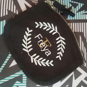 Personalisierte Geldbörse für sie, Mädchen Reißverschluss Geldbörse mit Monogramm, Mini Pad Tasche, kleine Periode Beutel, Bio-Baumwolle Tasche, Schulbedarf