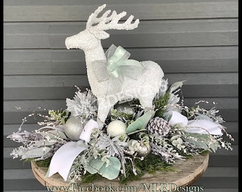 Christmas Entry Table Decor, Dining Room Table Decoration, Fireplace Mantle Christmas Decor, Table Christmas Decor, Winter table Decoration