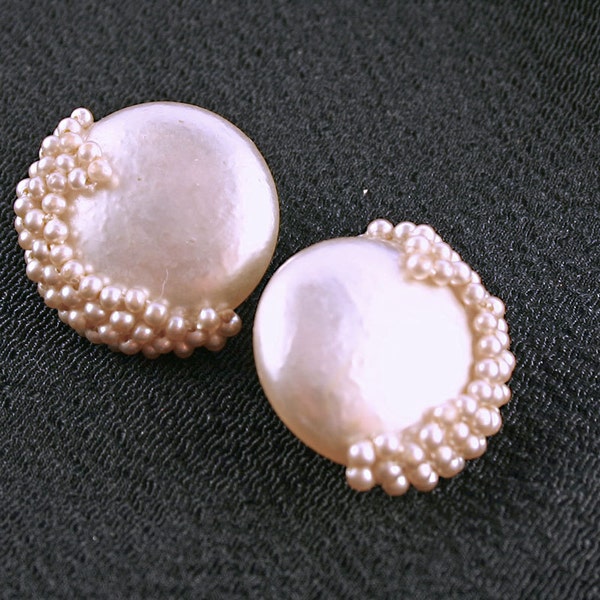SALE 25% Off Ivory Faux Pearl Vintage Clip On Earrings from Japan SKU 106232