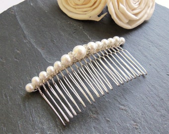 White pearl and crystal hair comb, quality pearl comb, pearl hair accessories, wedding bridal accessories, bridal comb, evening hair